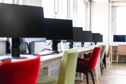 全国21拠点にて展開<br>(提供:デジタルハリウッド)